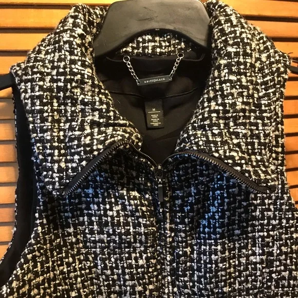 White House Black Market Black & White Boucle Vest - Picture 3 of 12